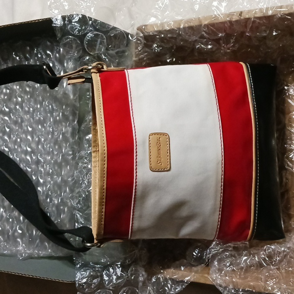 ST. THOMAS BAY- Red, White, Black Shoulder Bag